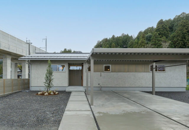 二上の平屋