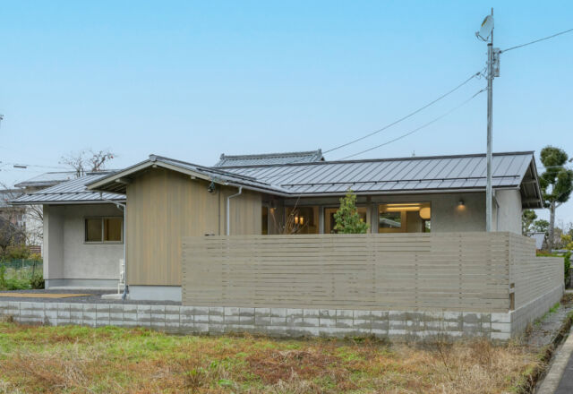 二上の平屋