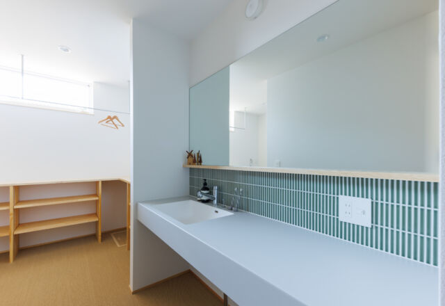 上四目の平屋